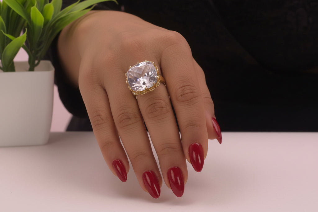 White Stone golden finger ring