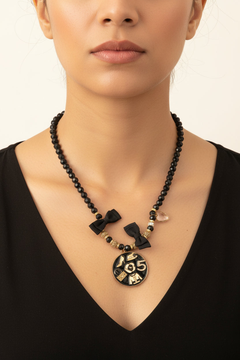 Black funky necklace