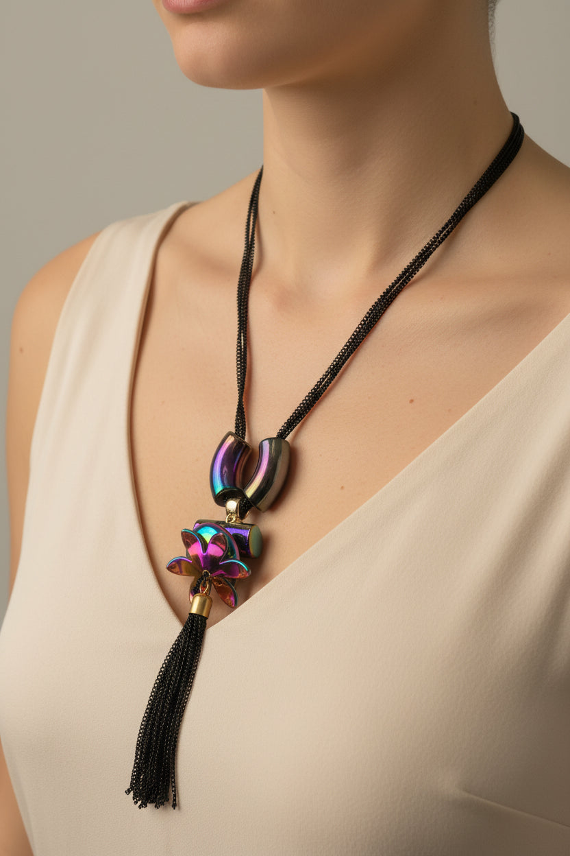 Fancy black long necklace