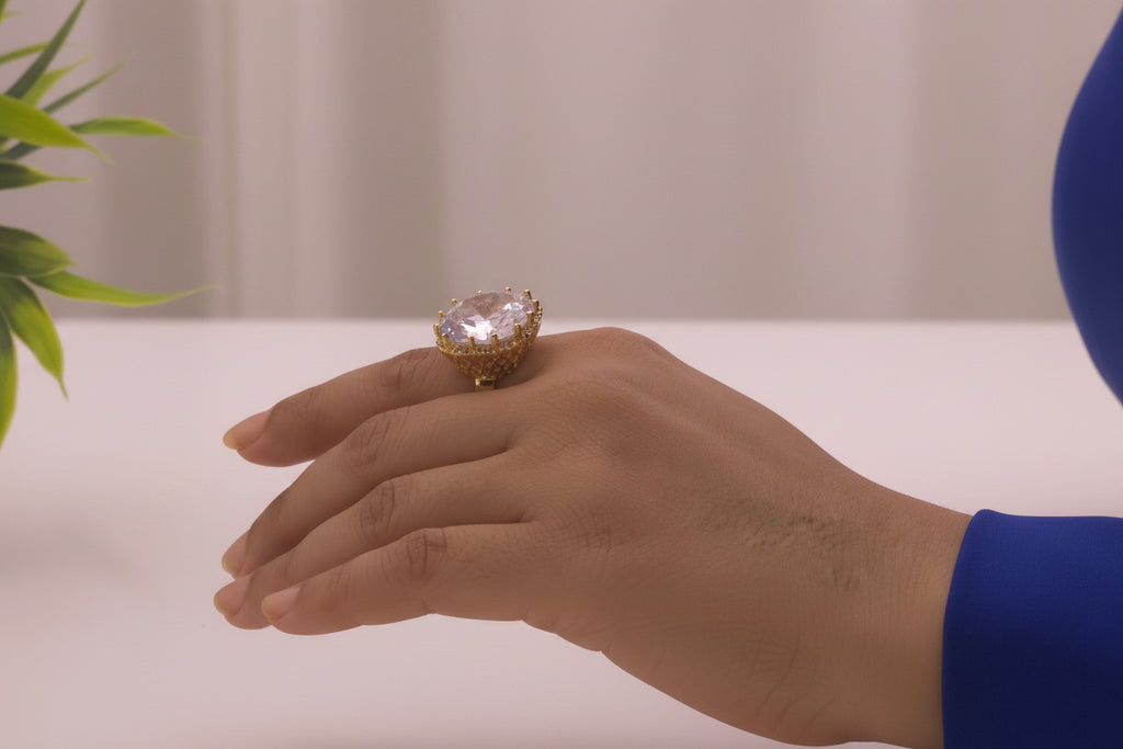 White Stone golden finger ring