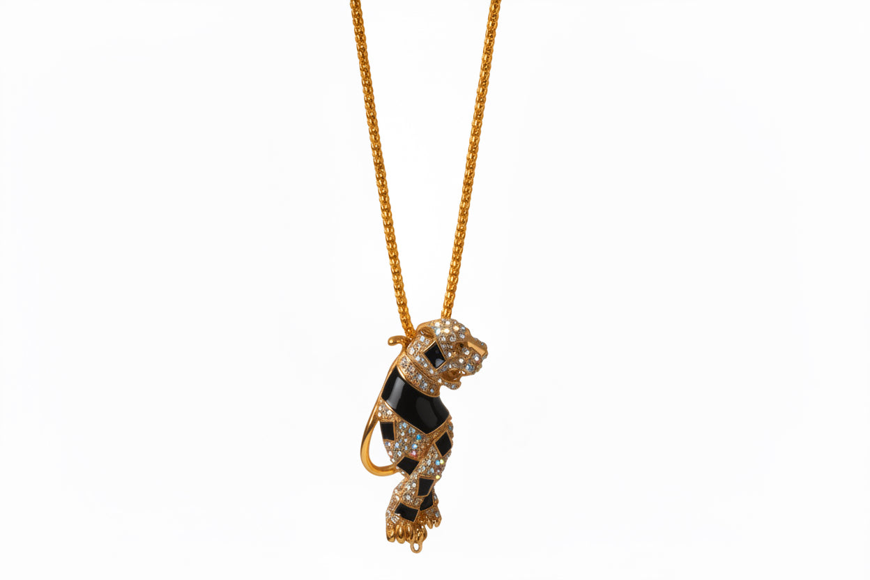 Doggy pendent with chain