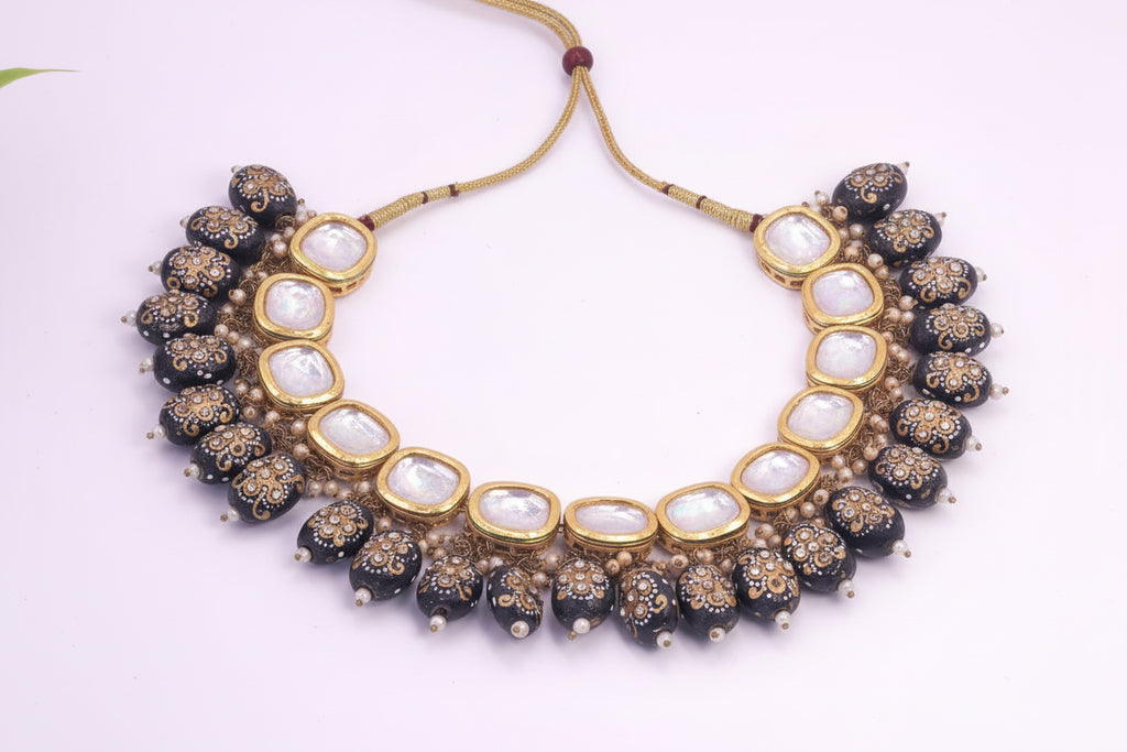 Kundan necklace with blue beads meenakari