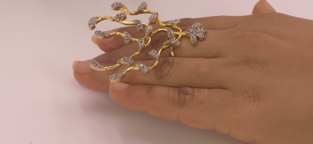 Deer head diamond fingerring
